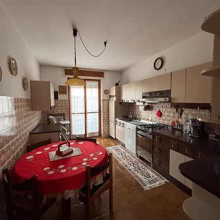 Elegant Retro Flat 3 Bedrooms Near Oasis Zegna